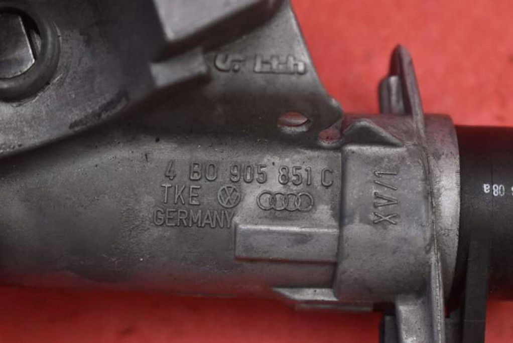 фото №9, Замок зажигания ключ 4b0905851c skoda roomster 1.4 16v 86 km 06-10