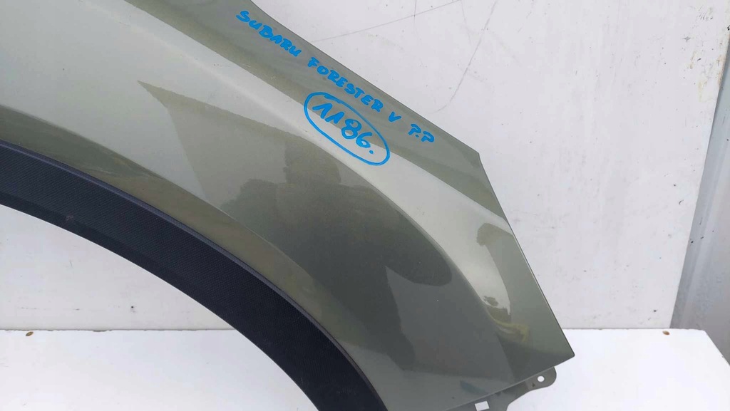 фото №7, Subaru forester v 19- крыло правый перед передний молдинг