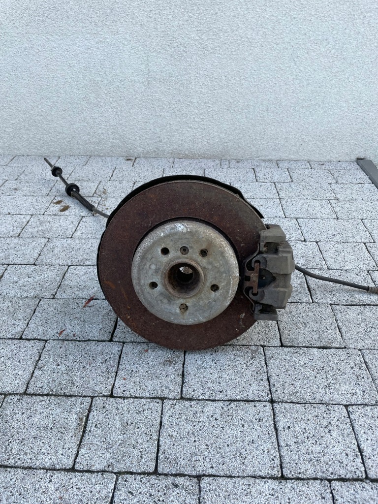 фото №1, Bmw 7 f01 f02 поворотный кулак ступица левый задняя 6797447