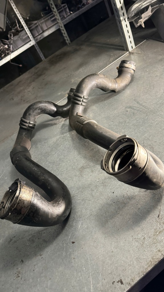 фото №1, Renault master iii opel movano b wąż труба шланг воздуха 144605593r