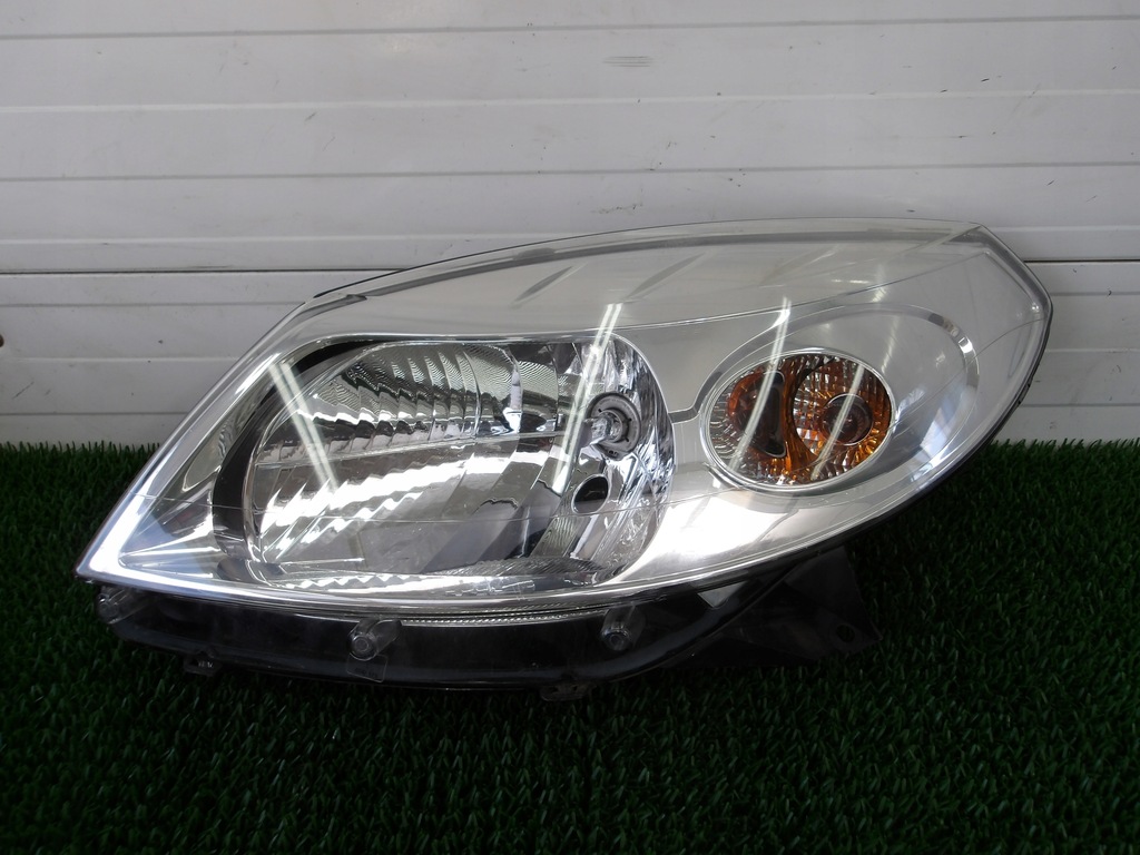 фото №1, Dacia sandero i 08- лампа передняя левая 8200733878