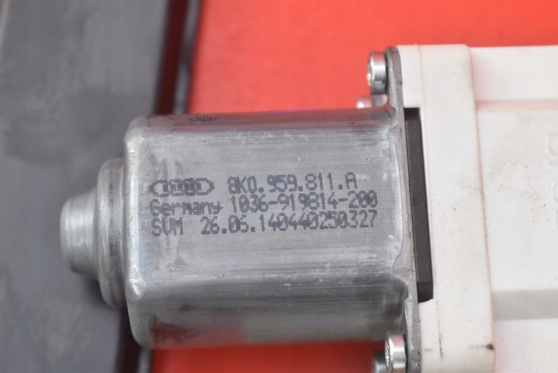 фото №6, Підйомник скло лівий задня 8r0839461d audi q5 8r lift 12-17