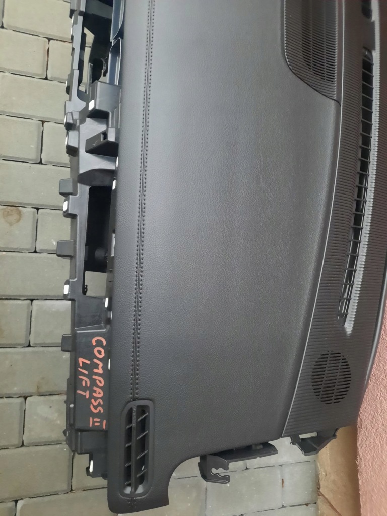 Jeep compass 2 рестайлинг  панель  приборная панель оригинал 2020- Цена