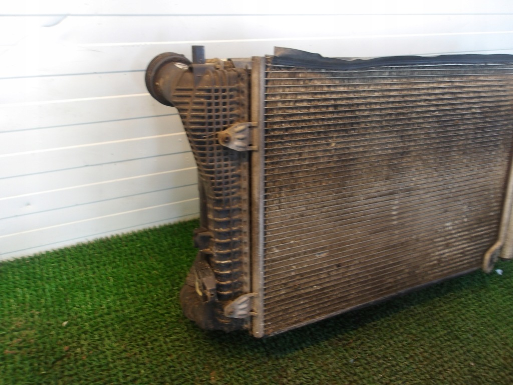 Vw passat b6 05-10 2.0 tdi радіатор води кондиціонер інтеркулер вентилятор комплект Недорого