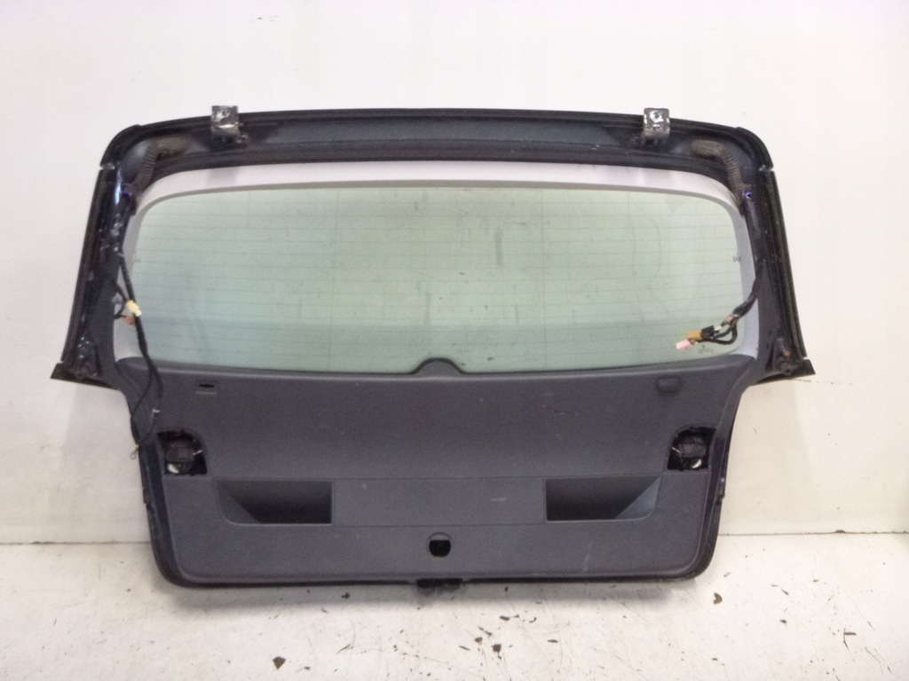 фото №9, Кришка багажника задня vw volkswagen golf v lc5f 2006r. 5d