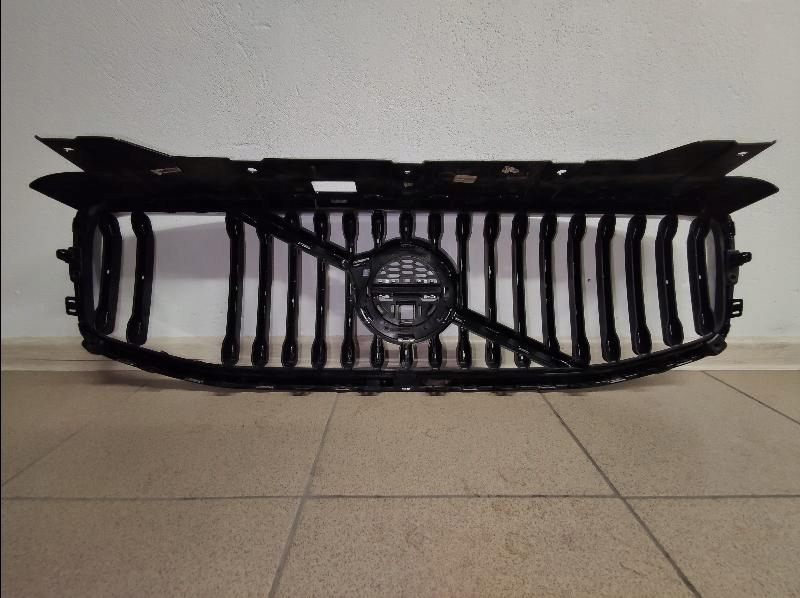 фото №13, Решітка радіатора решітка радіатора volvo xc60 ii 17- 31457465