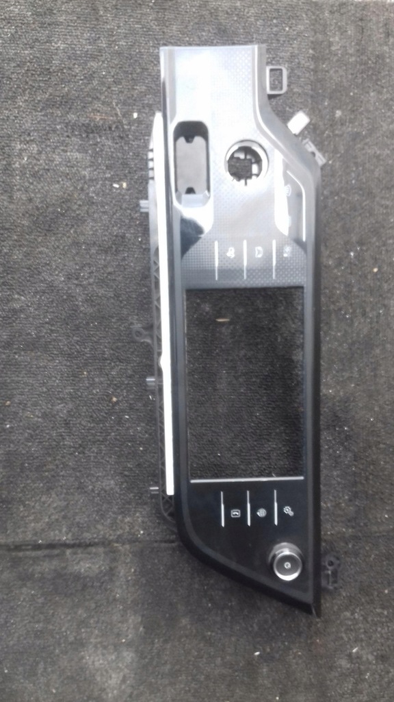 фото №1, Рамка дисплея c4 picasso ii 96778739xu