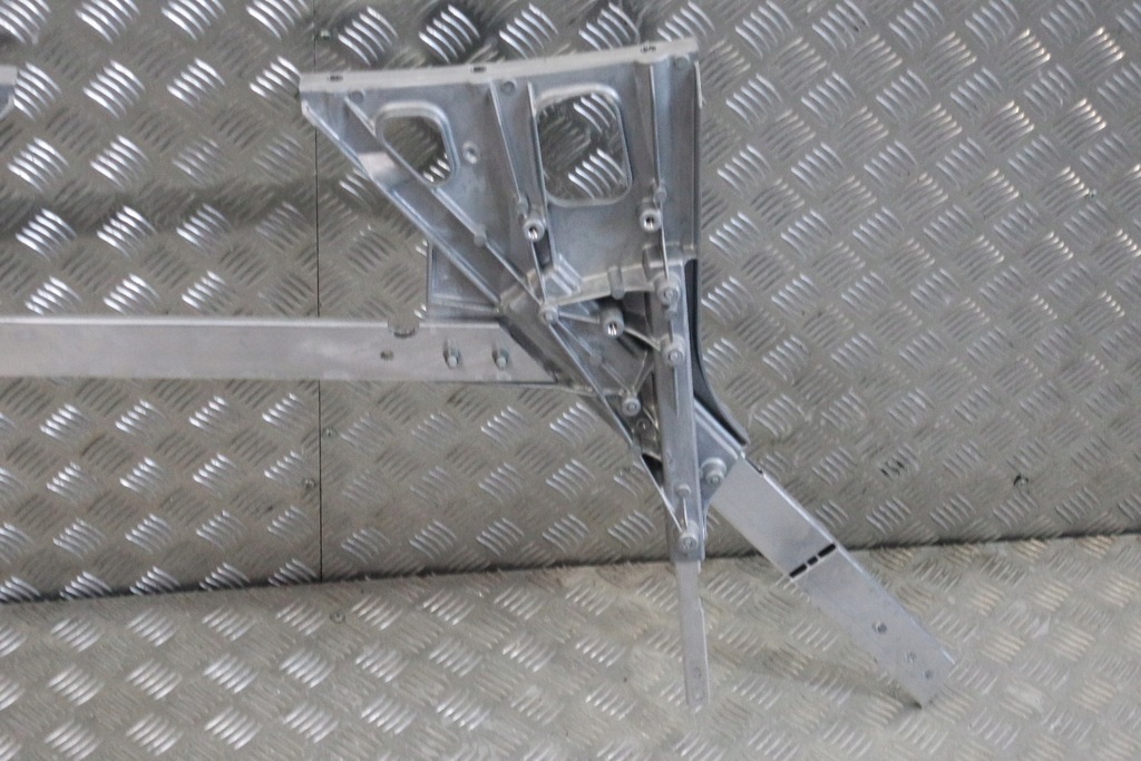 фото №3, Распорка kapotazu mercedes sl r232 232 amg a2326257200