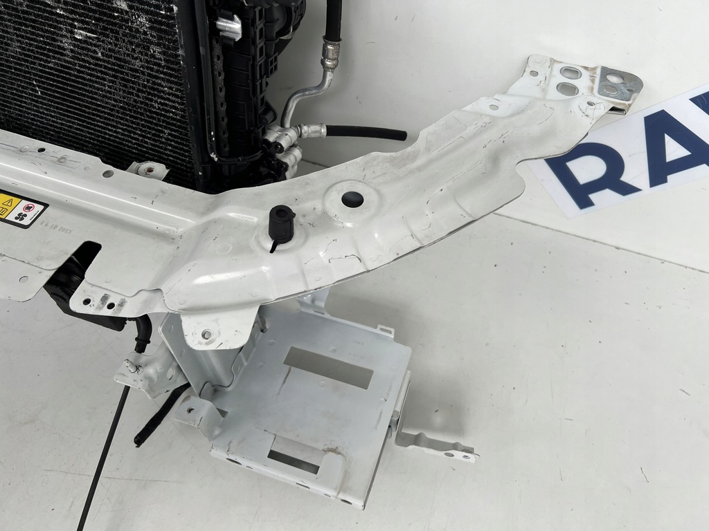 фото №9, Pas передний радиатор land rover discovery sport