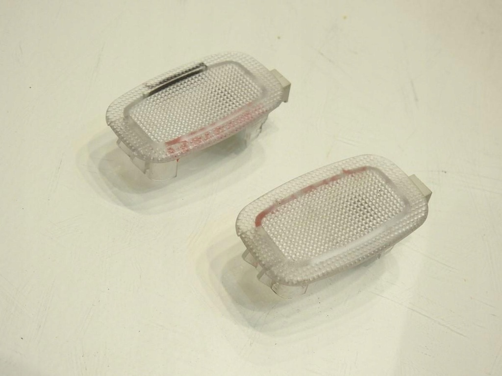 фото №8, Лампа освітлення салону mercedes w245 lift a2218200401