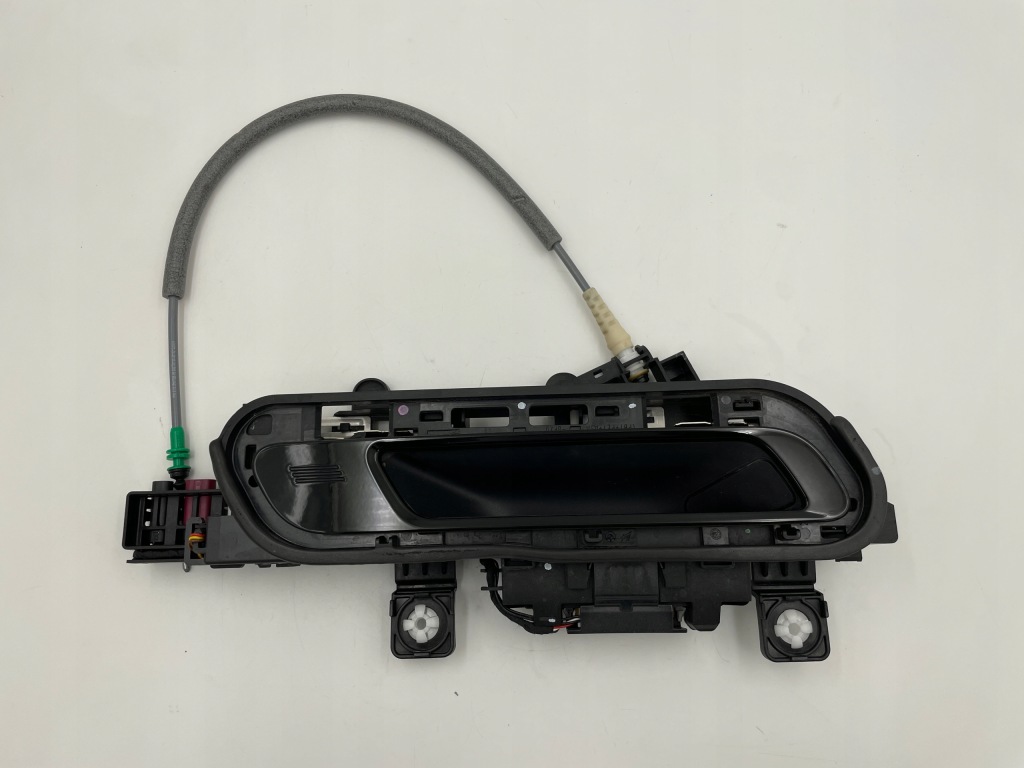 Купить Bmw g70 i7 ручка комфорт keyless правый  перед 5a4fdd6