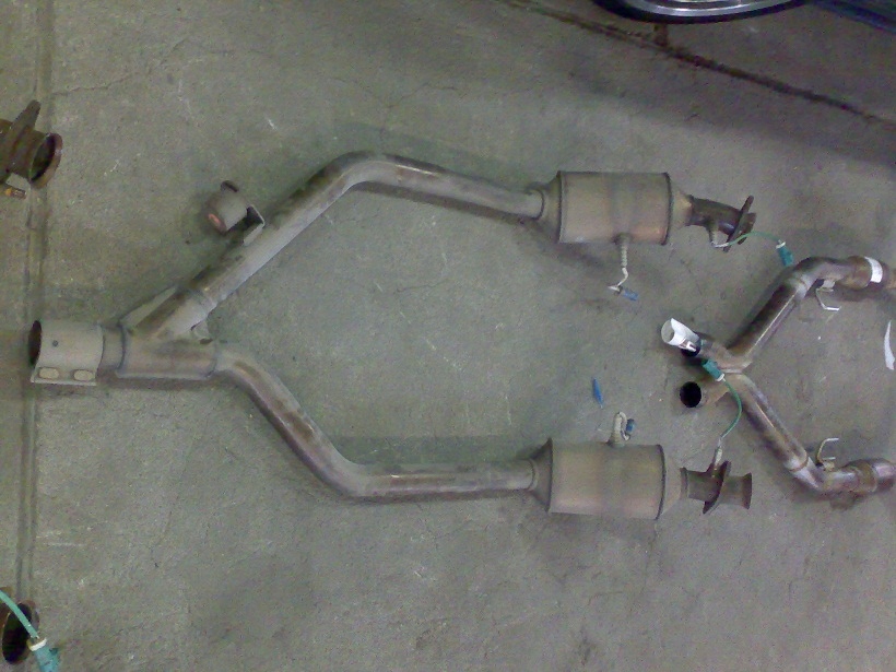 фото №1, 2005-2009 mustang v8 каталізатор вихлоп гасник