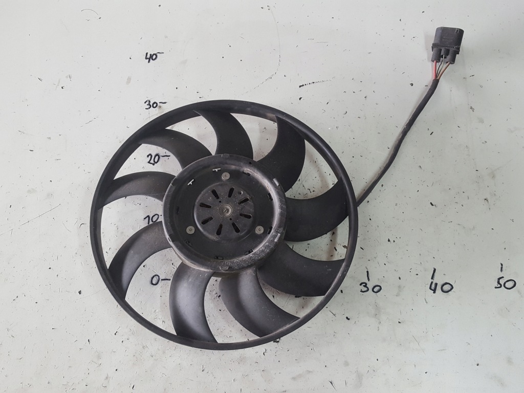 фото №1, Audi a8 d4 09r- 4.2 tdi cds вентилятор радиатора