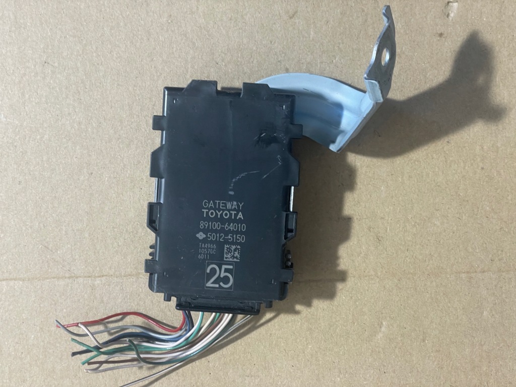 фото №1, Модуль блок керування шлюз toyota verso 89100-64010