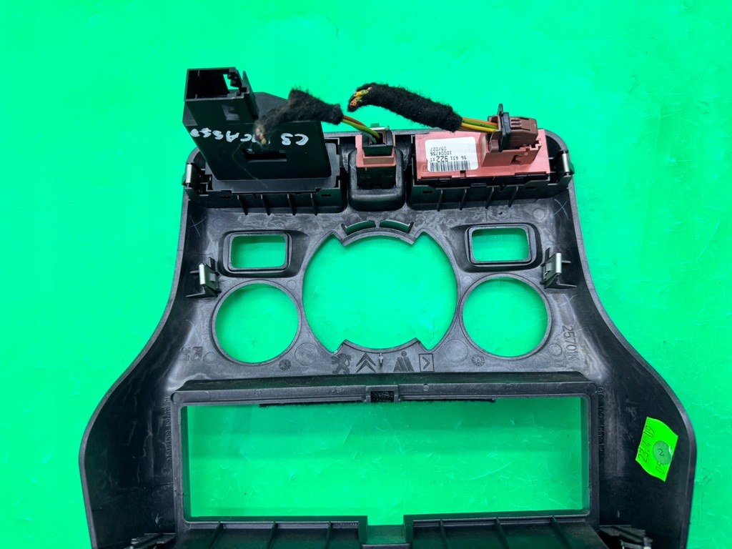 фото №7, Рамка радио консоли панель обдув 96828913 citroen c3 picasso 08- europa