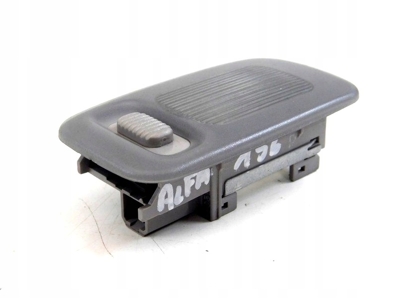 фото №1, R/21 alfa romeo 156 лампа освітлення салону