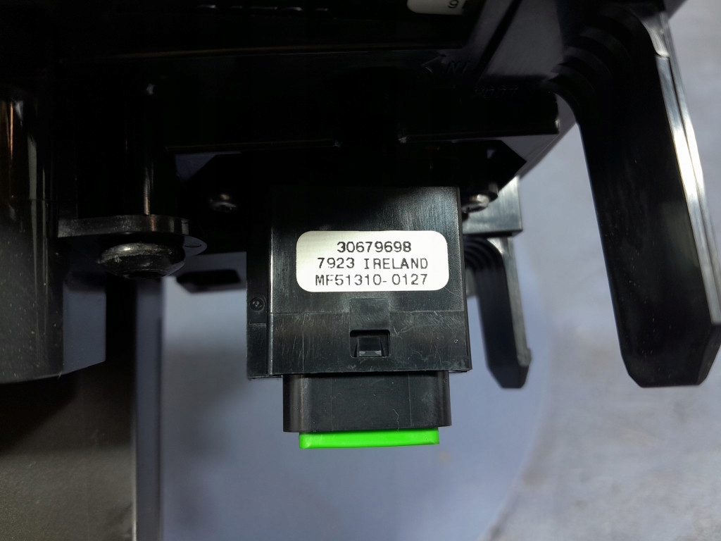 фото №9, Volvo xc90 i lift панель керування радіо 31337102