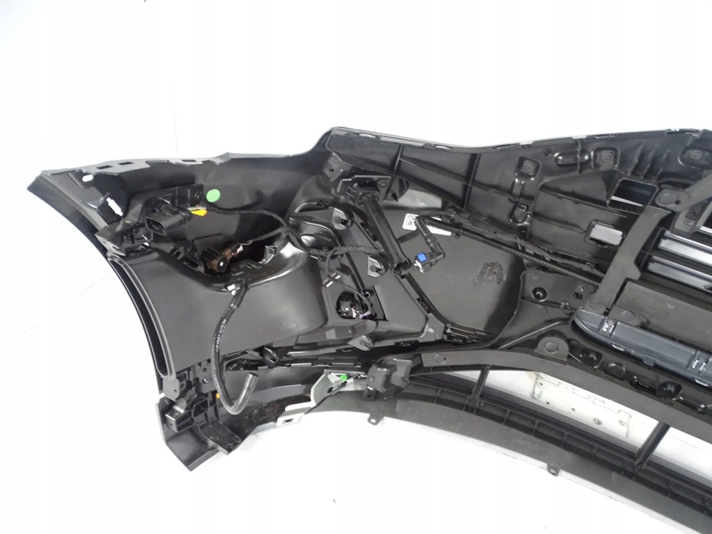 фото №10, Бампер перед передний audi e-tron q8 4ke s-line