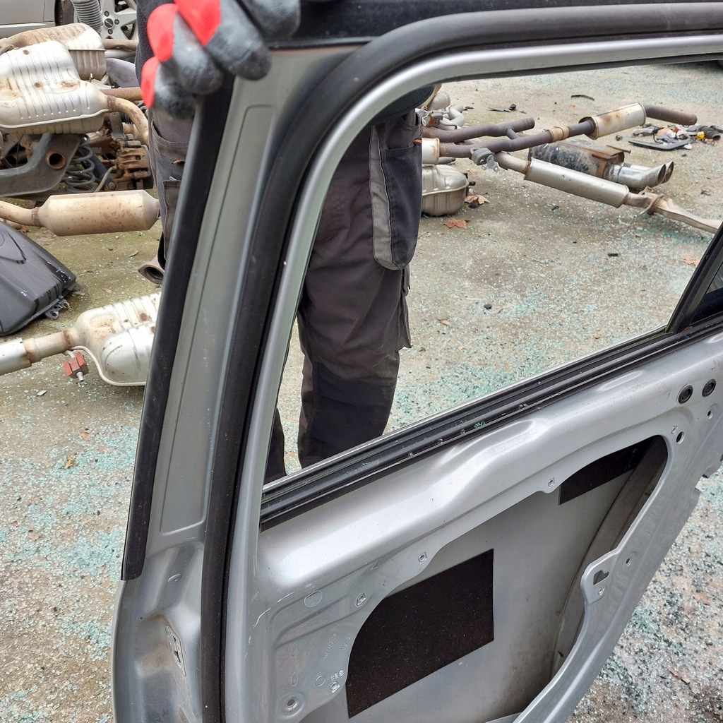 фото №11, Volkswagen vw golf v 5 двері праве задні