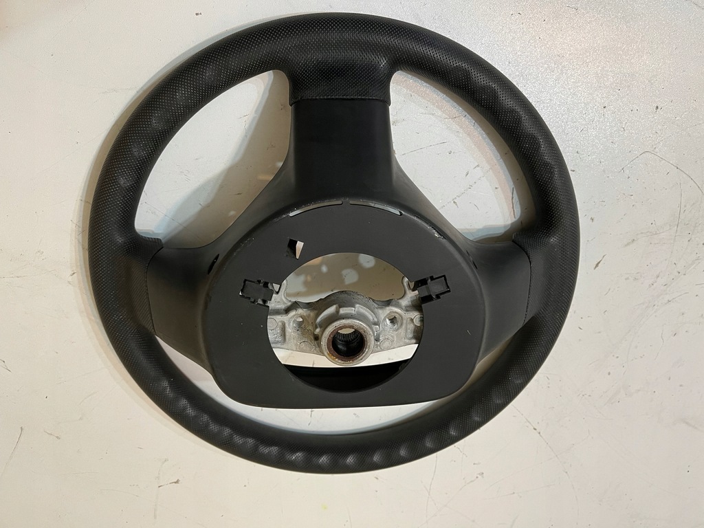 фото №8, Toyota aygo i 1 citroen c1 peugeot 107 05-14r воздуховод