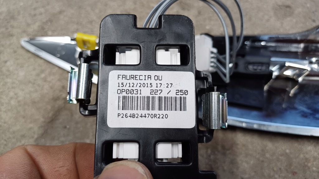 фото №7, Renault megane iv защита туннель правая dekor led 969301794r