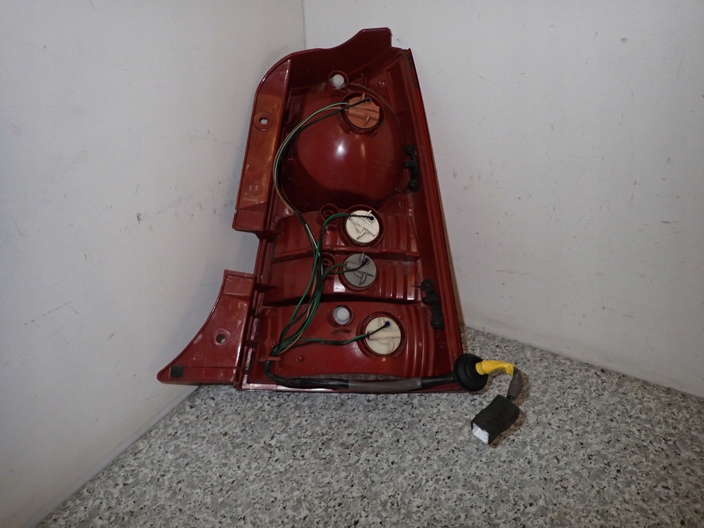 фото №9, Kia picanto 04-07 лампа задня права europa