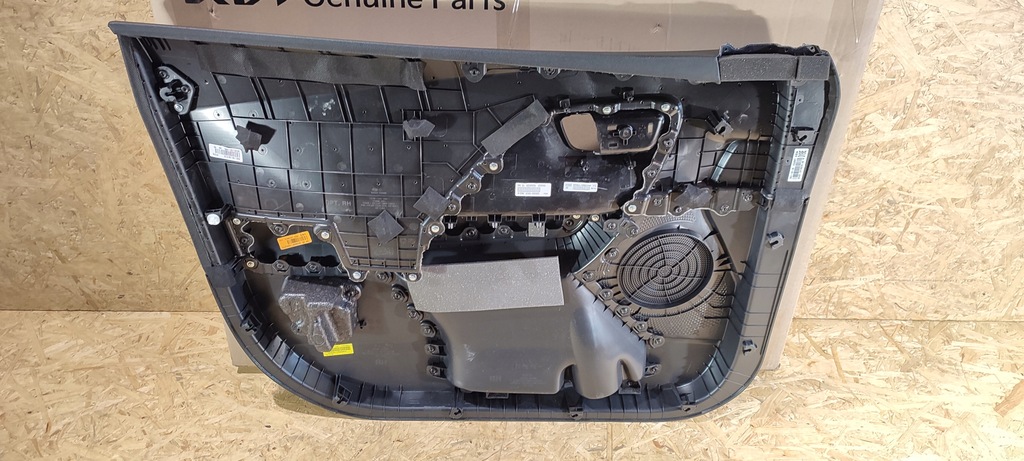 фото №7, Kia niro 16- обшивка дверь перед правый aso идеальное состояние jbl