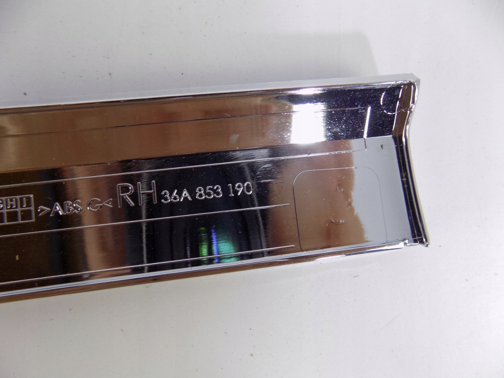 фото №4, Молдинг na дверь bentley bentayga nowa оригинал правая нижняя