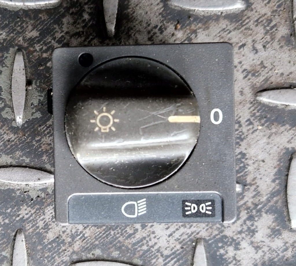 фото №1, Вимикач світла volvo v70 i 30739333