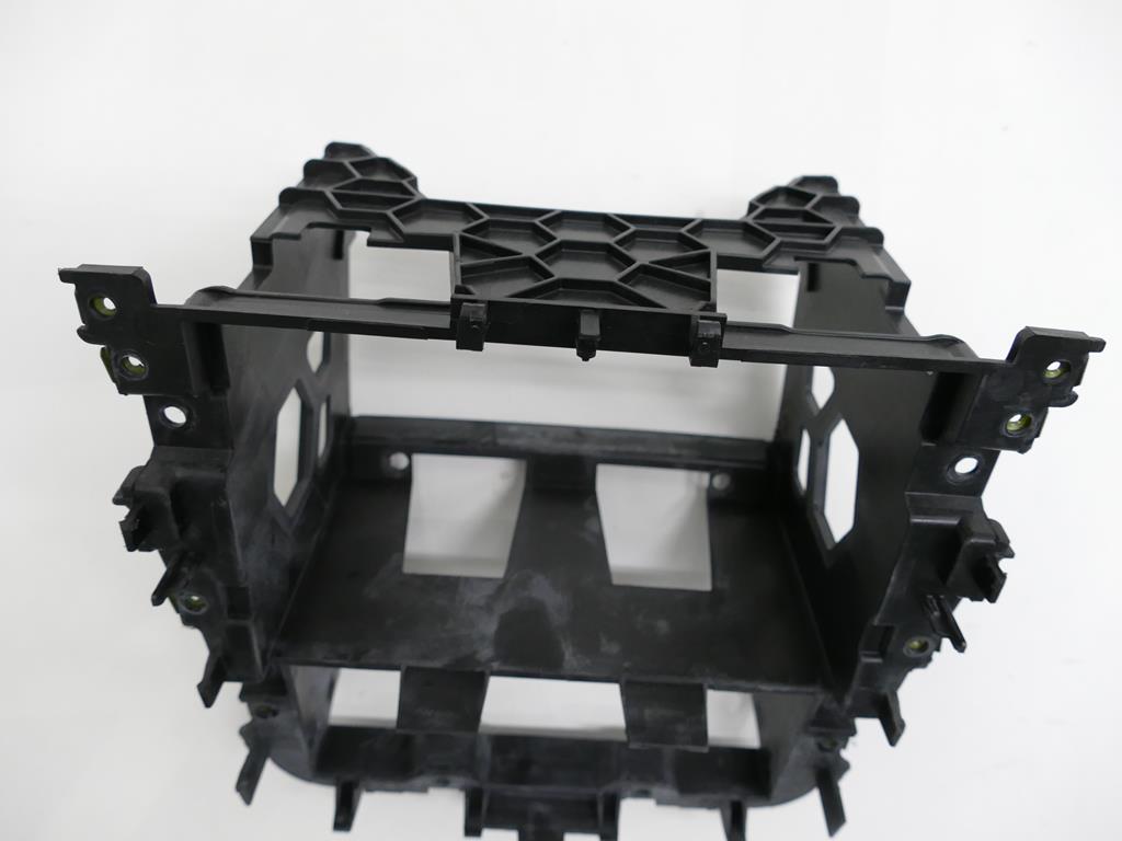 фото №4, Vw golf v vi plus jetta кронштейн радіо рамка корзина