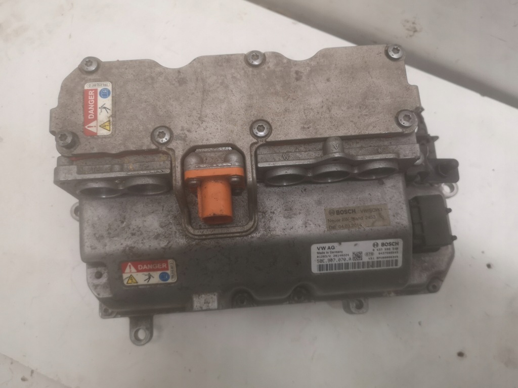 фото №1, E golf vii зарядний пристрій генератор 5qe907070a