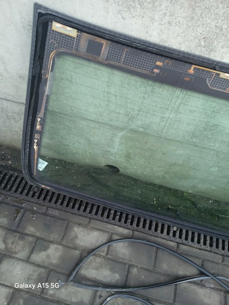 Скло задня mercedes w203 c- klasse седан Недорого