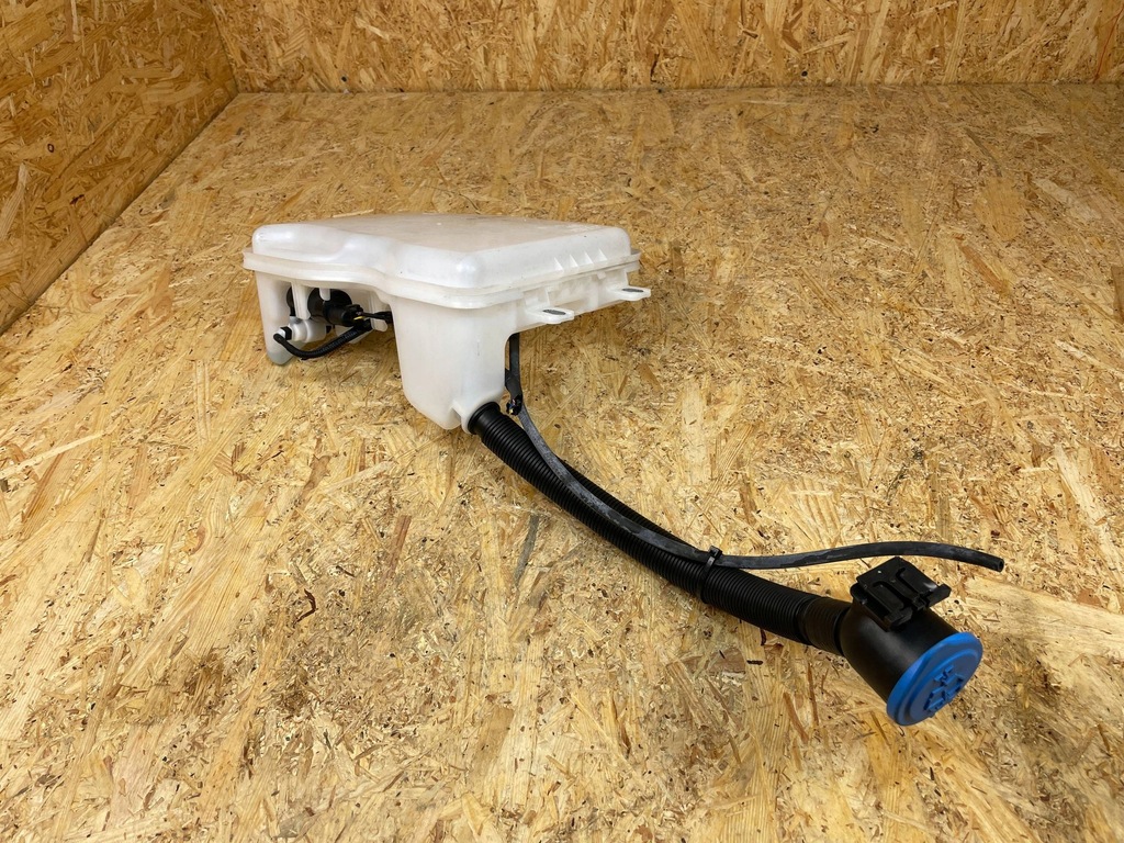 фото №8, Бак жидкость омывателя помпа bmw x1 f48 x2 f39 2 f45 f46 7331418