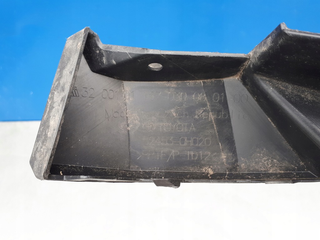 фото №12, Toyota aygo x 22- накладка спойлер dół задняя бампер