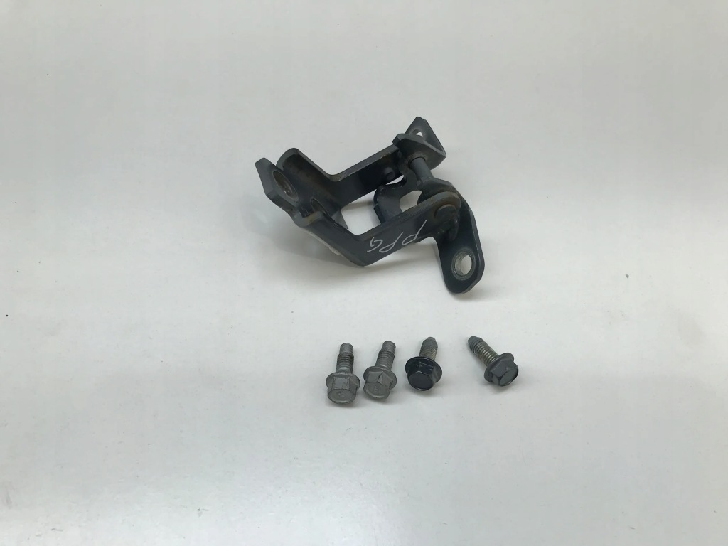 фото №1, Mazda mx-30 2022 петля двері перед правий верхній