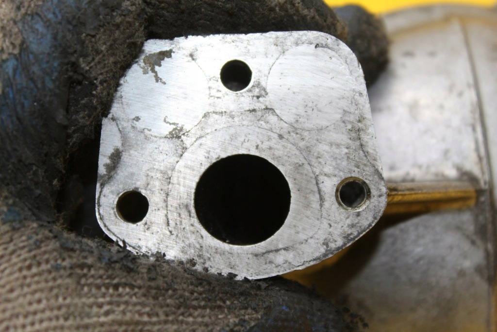 Основание фильтра масла mb w115 2.0 d Оригинал