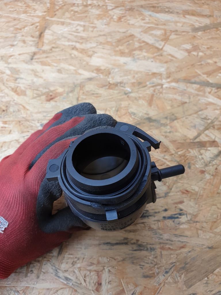 фото №4, Volvo xc40 шланг воздуха труба 32222143