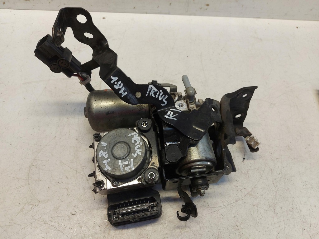 фото №1, Toyota prius iv насос abs блок керування модуль