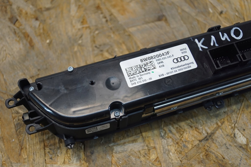фото №10, Панель кондиционера audi a4 b9 8w0820043f