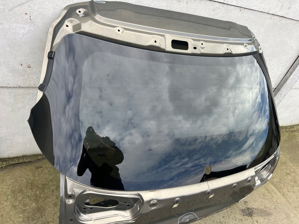 фото №13, Крышка багажника задняя задняя toyota yaris cross od 2020