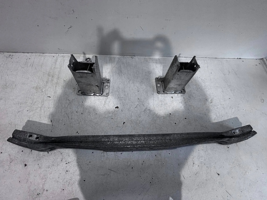 Audi a4 b8 балка бампера зона деформации перед 8k0 Недорого