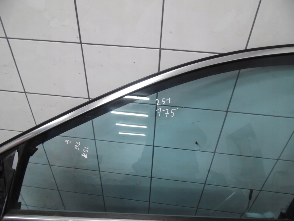 фото №2, Двері ліва перед mercedes w251 r klasa lak 775