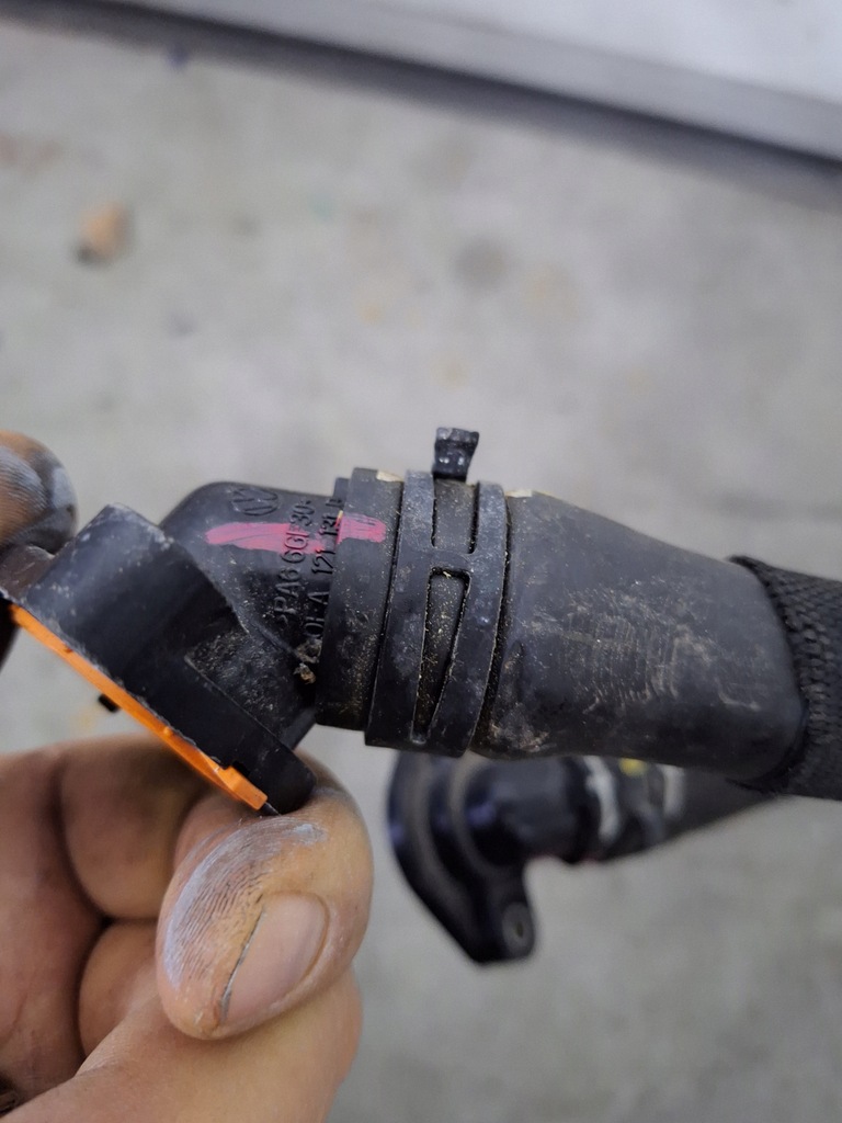 фото №9, Vw e up e-up wąż трубка wody 12e122101a