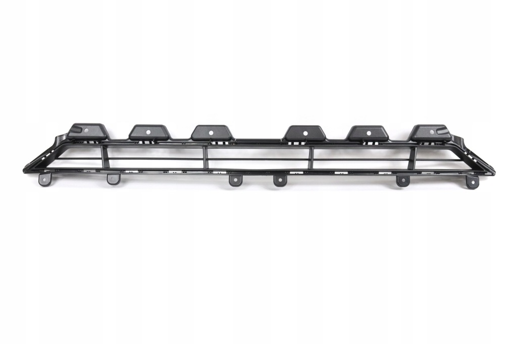 Купить Решётка решётка  заглушка средняя бампера перед низ  audi q3 sline оригинал