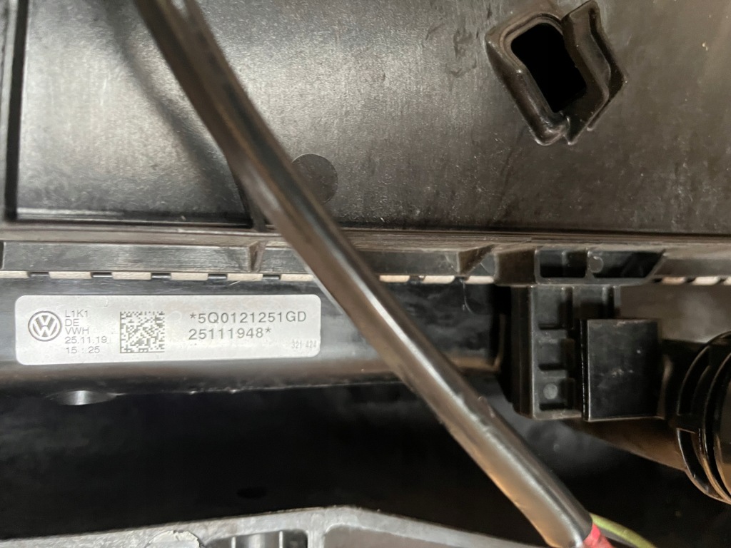 Skoda octavia 3 рестайлинг  2.0 tdi ремень балка радиатор вентилятор 5e0905588d Цена