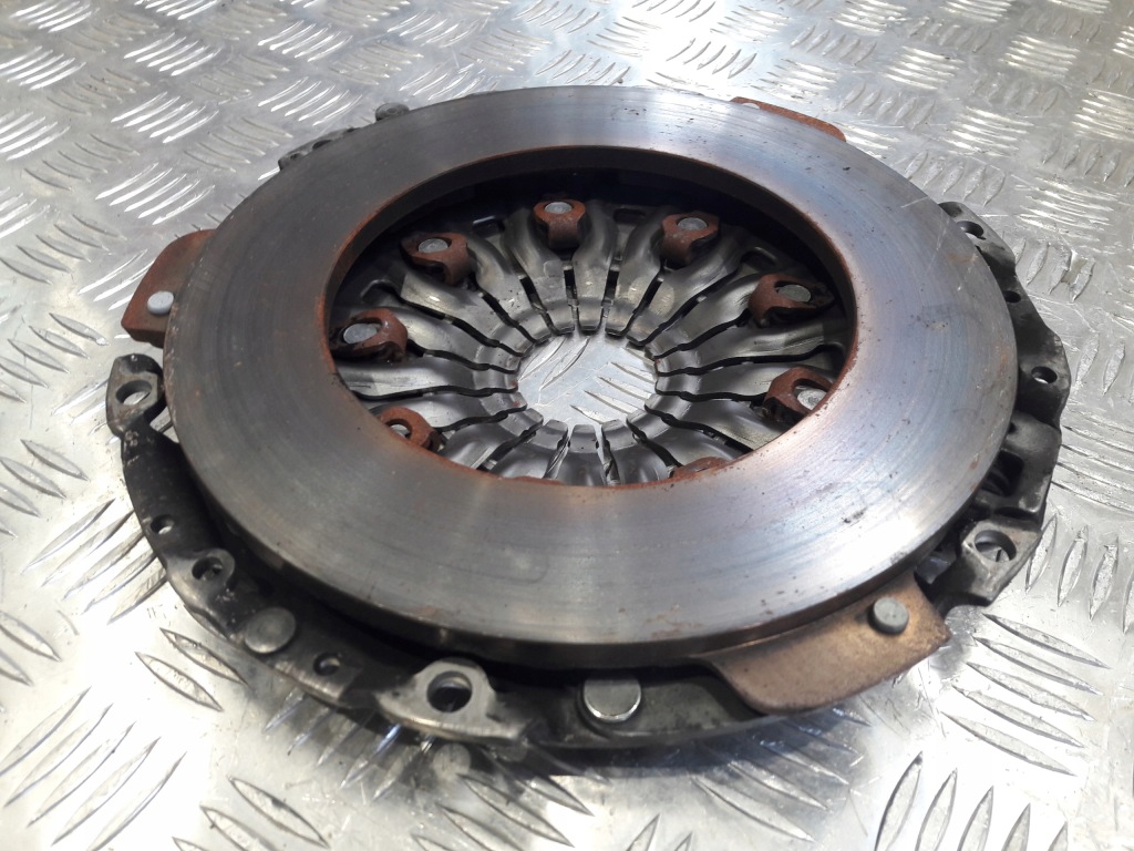 Mercedes c w205 16r колесо двухмассовый сцепление комплект a0262501501 a2740300705 Недорого