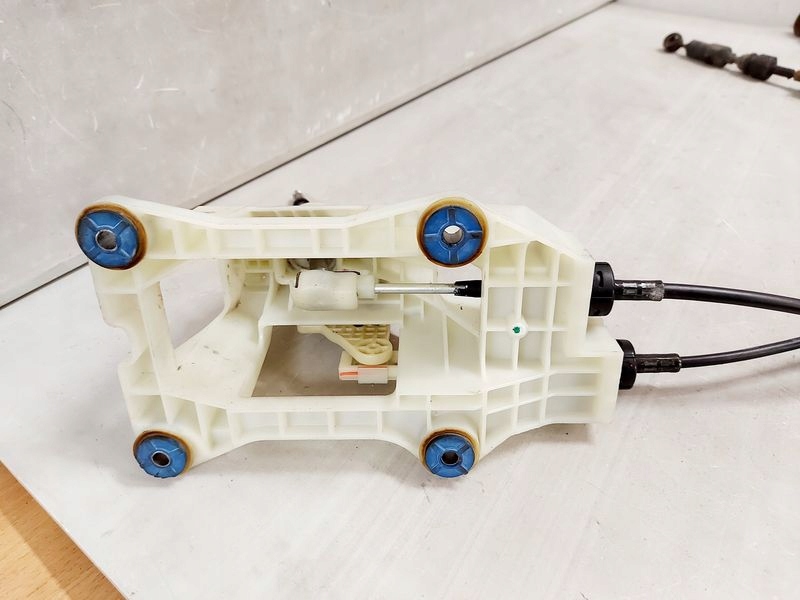 фото №8, Hyundai i40 1.7 crdi вибірник передач 6 b троси