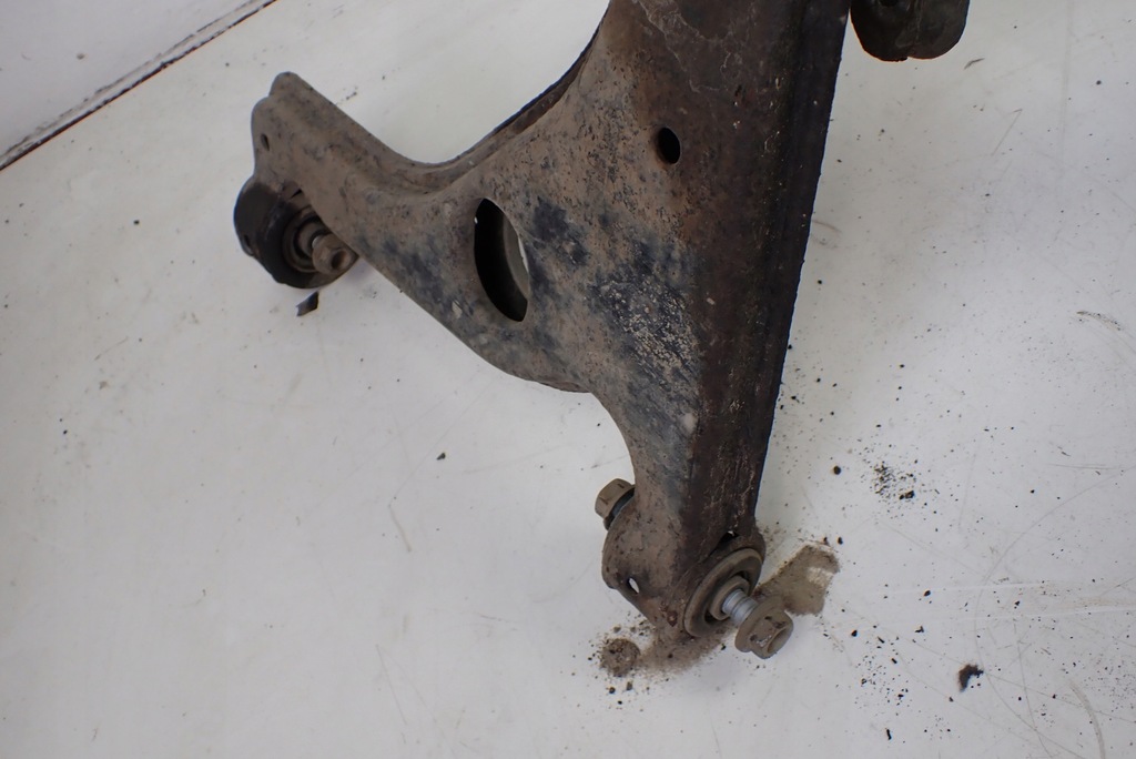 фото №10, Поворотний кулак mcperson права opel meriva b 1.7 автоматична коробка передач