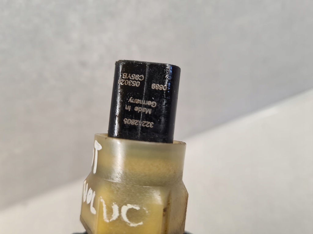 фото №5, Датчик тиску оливи 2.0 turbo t5 t6 volvo s90 v90 xc60 ii xc90 ii