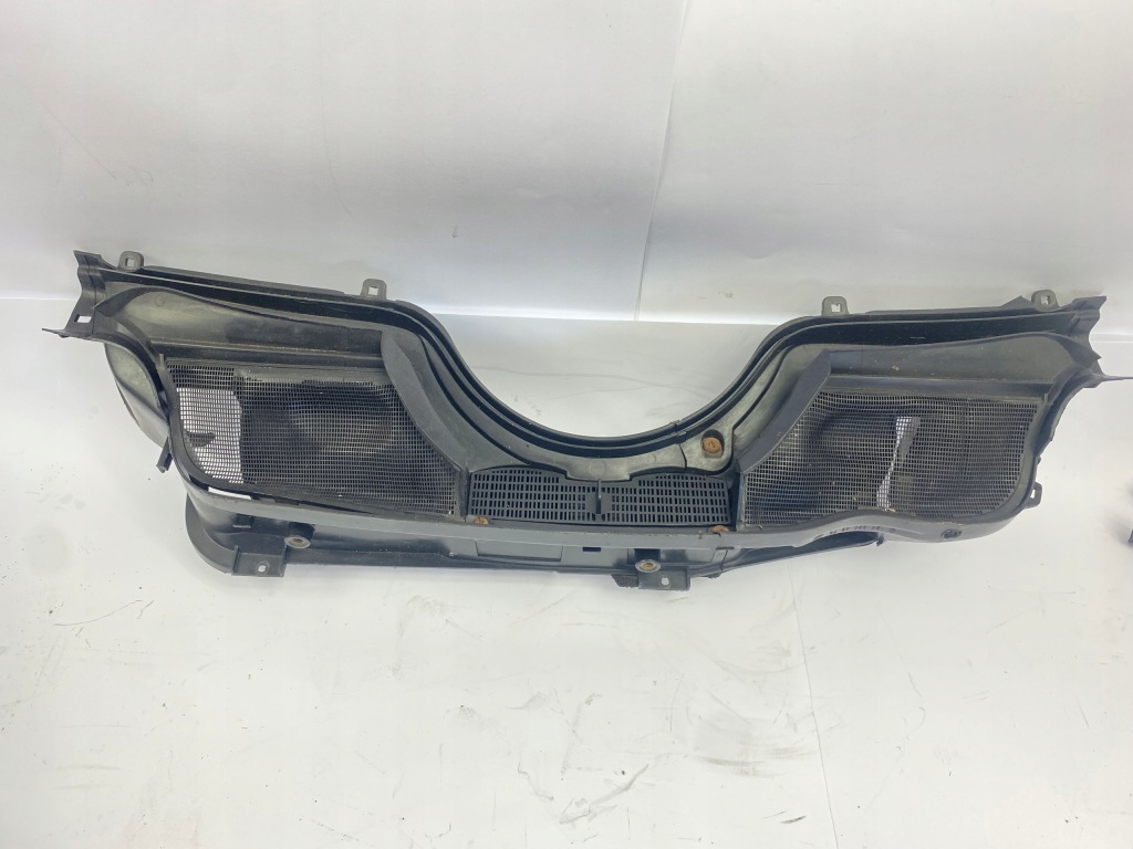 Жабо повний mercedes w124 1993-1996 e-klasa 1246204278 1246283307 Оригінал